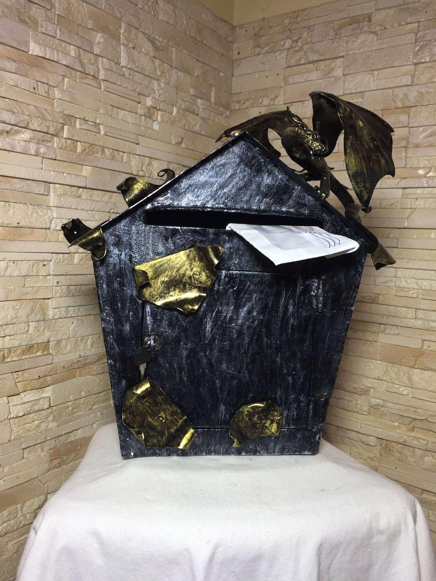 Mailbox, mail box, postbox, post box, mail post box, letter box,royal mail,wedding card box,large post box, locking mailbox,English mail box