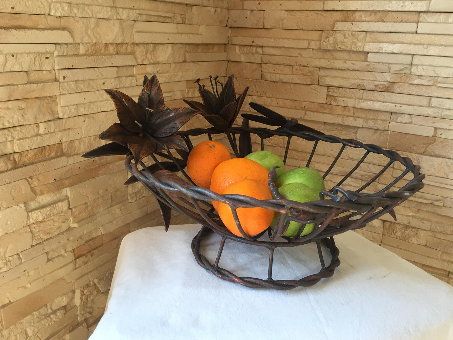 Fruit plate, metal fruit bowl, veggie tray, vegetable tray, fruit tray, fruit holder,kitchen basket,eggs basket, picnic, BBQ, lily, scorpion