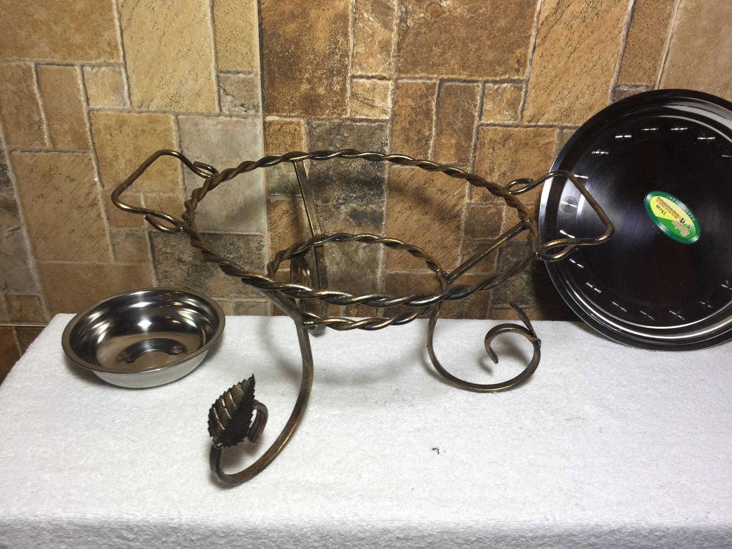 Food warmer, plate warmer, grill accessories, food plate warmer, barbecue, BBQ, dish warmer,reunion party,picnic,barbecue party,chafing dish