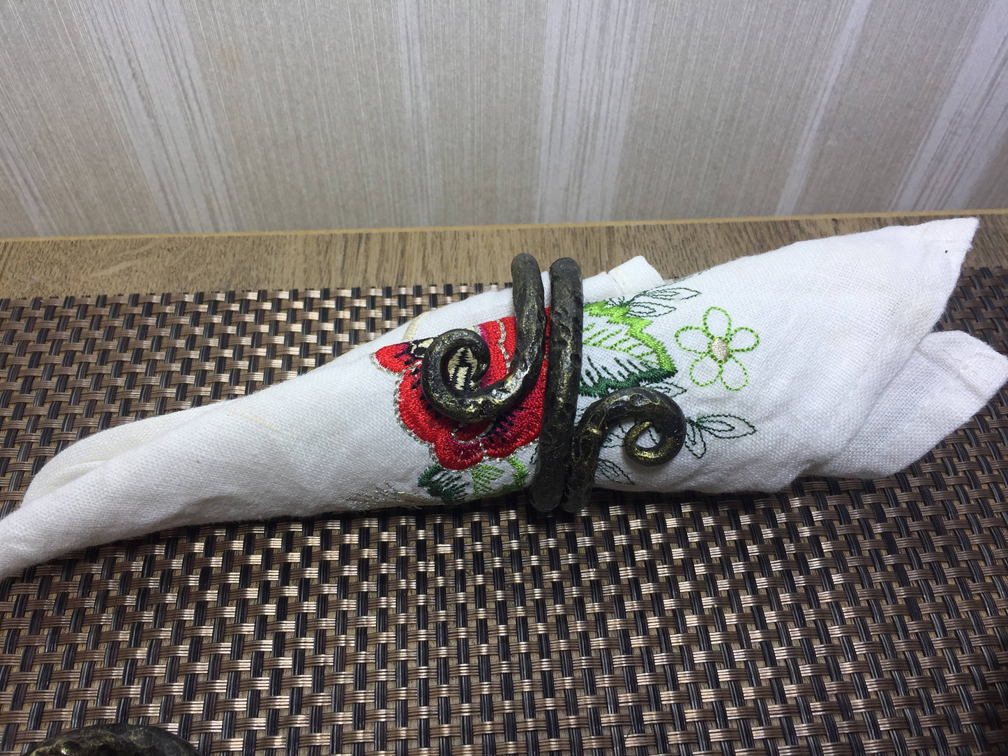 Napkin rings, hand forged napkin rings, kitchen napkin, iron anniversary gift for her, wedding napkin rings, napkin holder, hostess gift