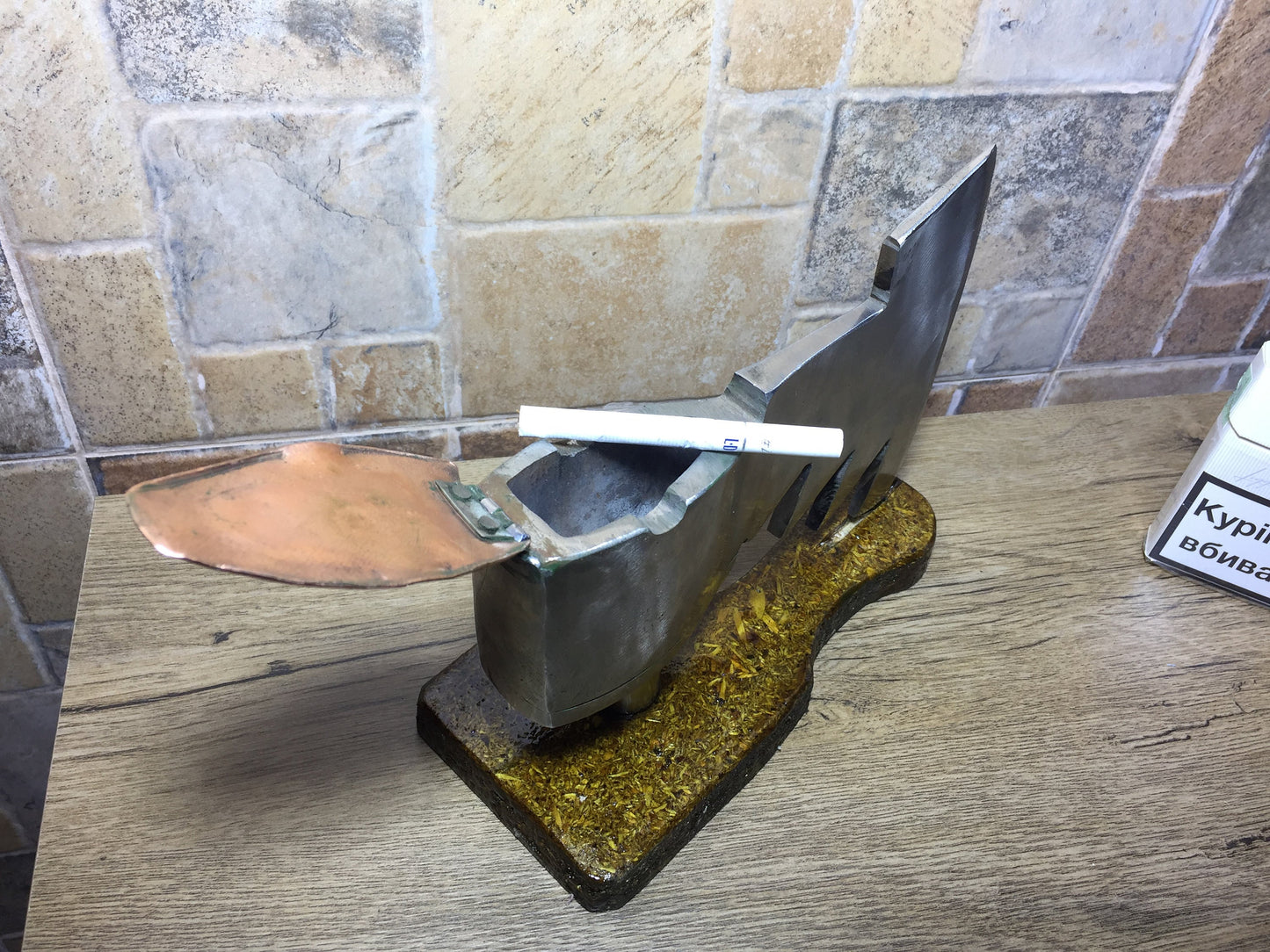 Ash tray with copper cover, metal ashtray, viking axe, medieval axe, ashtray, iron gift, iron anniversary gift, iron gift for men,iron gifts