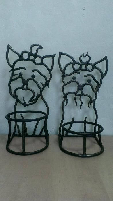 Dog bowl stand, dog bowl holder, dog lover gift, dog owner gift, dog ID holder, dog ID tag, custom dog,dog collar,dog leash,dog tag,dog gift