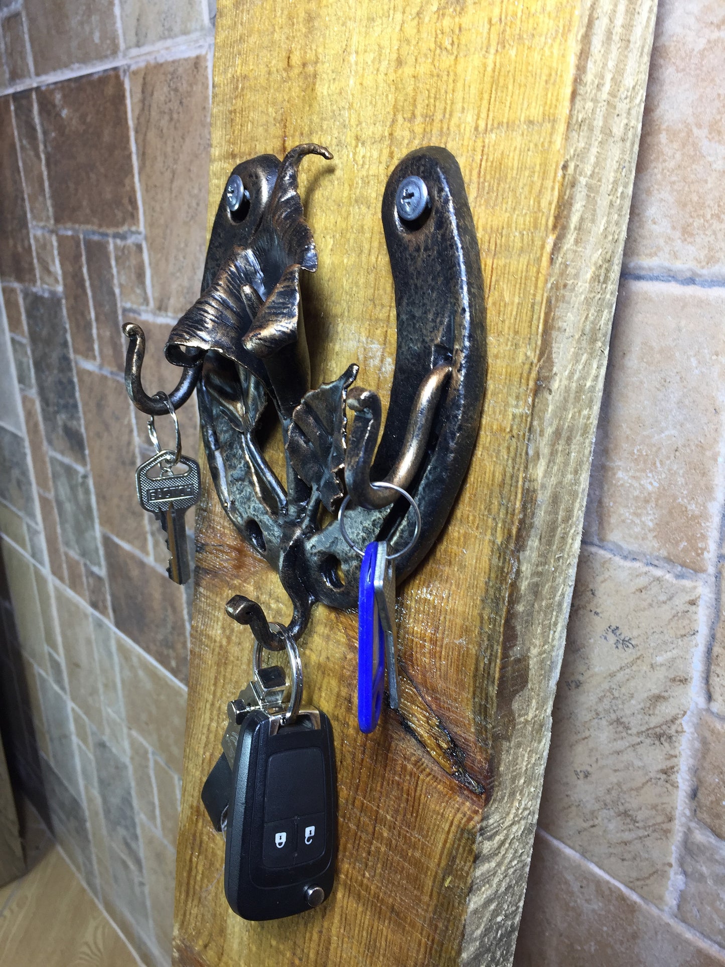 Key holder for wall, wall key holder, key holder, key rack, wall key rack, key holder with shelf, key organizer, key hook for wall,metal art