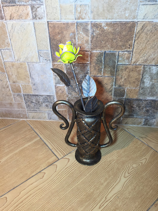 Iron rose in a vase, 6th anniversary gift, iron gifts for her,iron anniversary,hand forged rose,metal sculpture,metal rose,iron gift for her