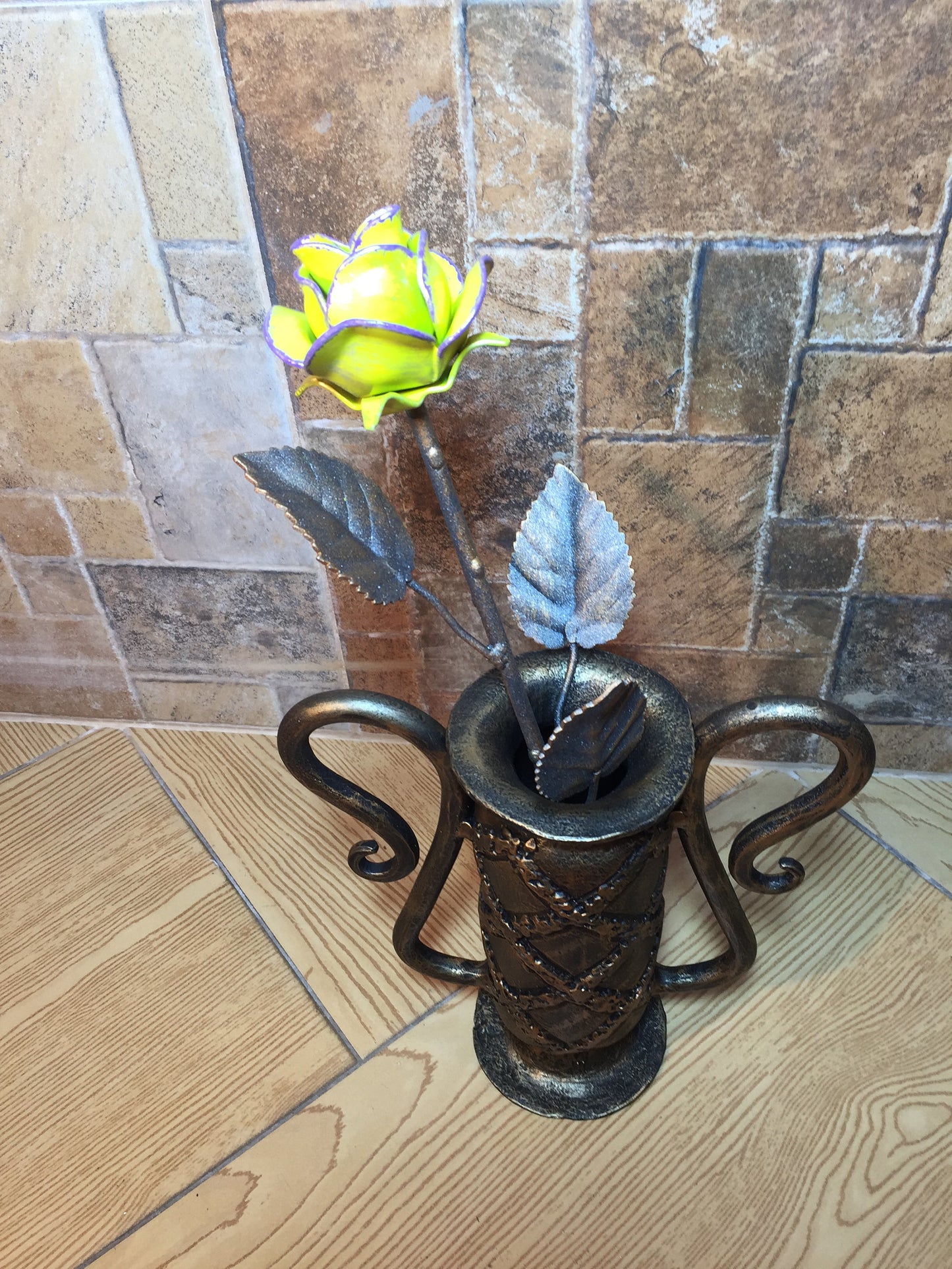 Iron rose in a vase, 6th anniversary gift, iron gifts for her,iron anniversary,hand forged rose,metal sculpture,metal rose,iron gift for her