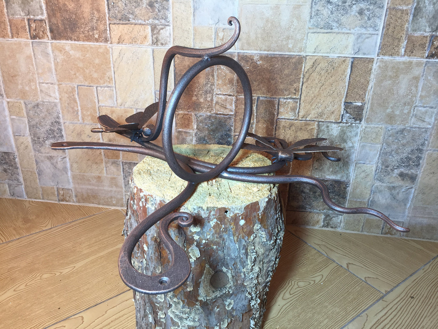 Wall planter, iron plant stand, flower pot holder, stand pot holder, indoor planters, flower sculpture, yard sculpture, yard art, metal art
