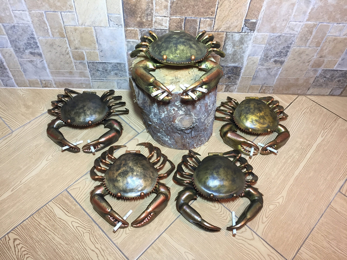 Wrought iron ashtray, metal ashtray, blacksmith ashtray, crab sculpture with lid, jewelry holder, ashtray stand, ashtray lighter, humidor