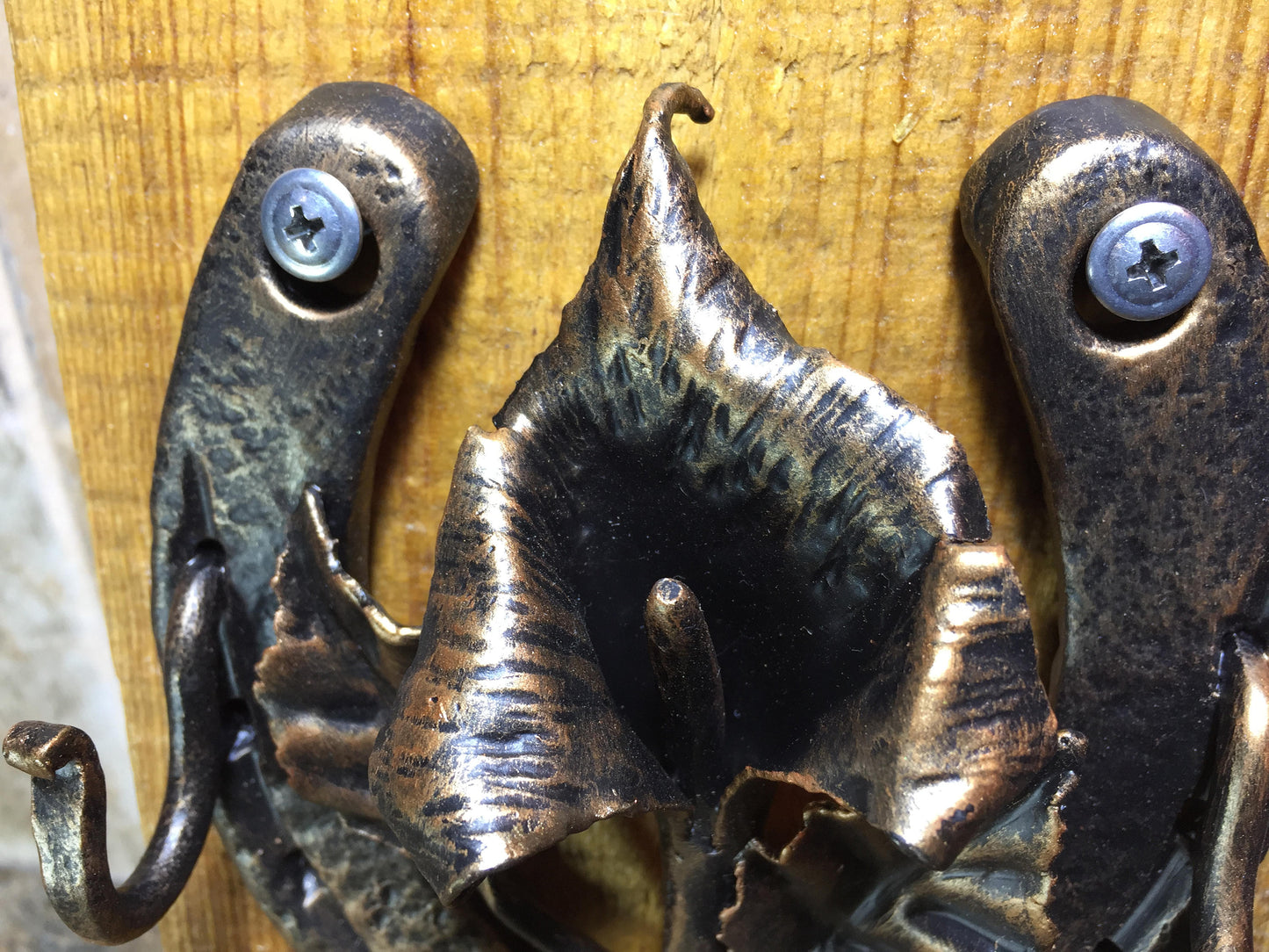 Key holder for wall, wall key holder, key holder, key rack, wall key rack, key holder with shelf, key organizer, key hook for wall,metal art