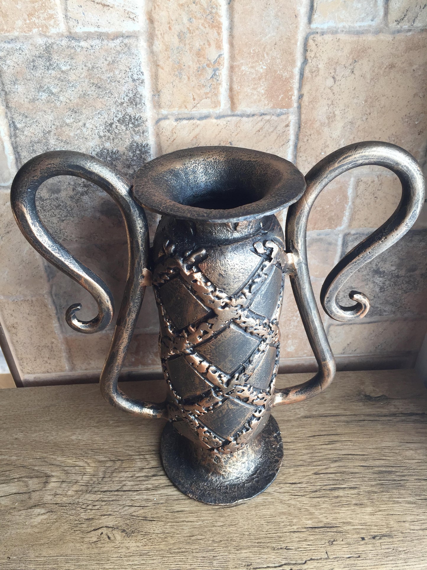 Iron rose in a vase, 6th anniversary gift, iron gifts for her,iron anniversary,hand forged rose,metal sculpture,metal rose,iron gift for her