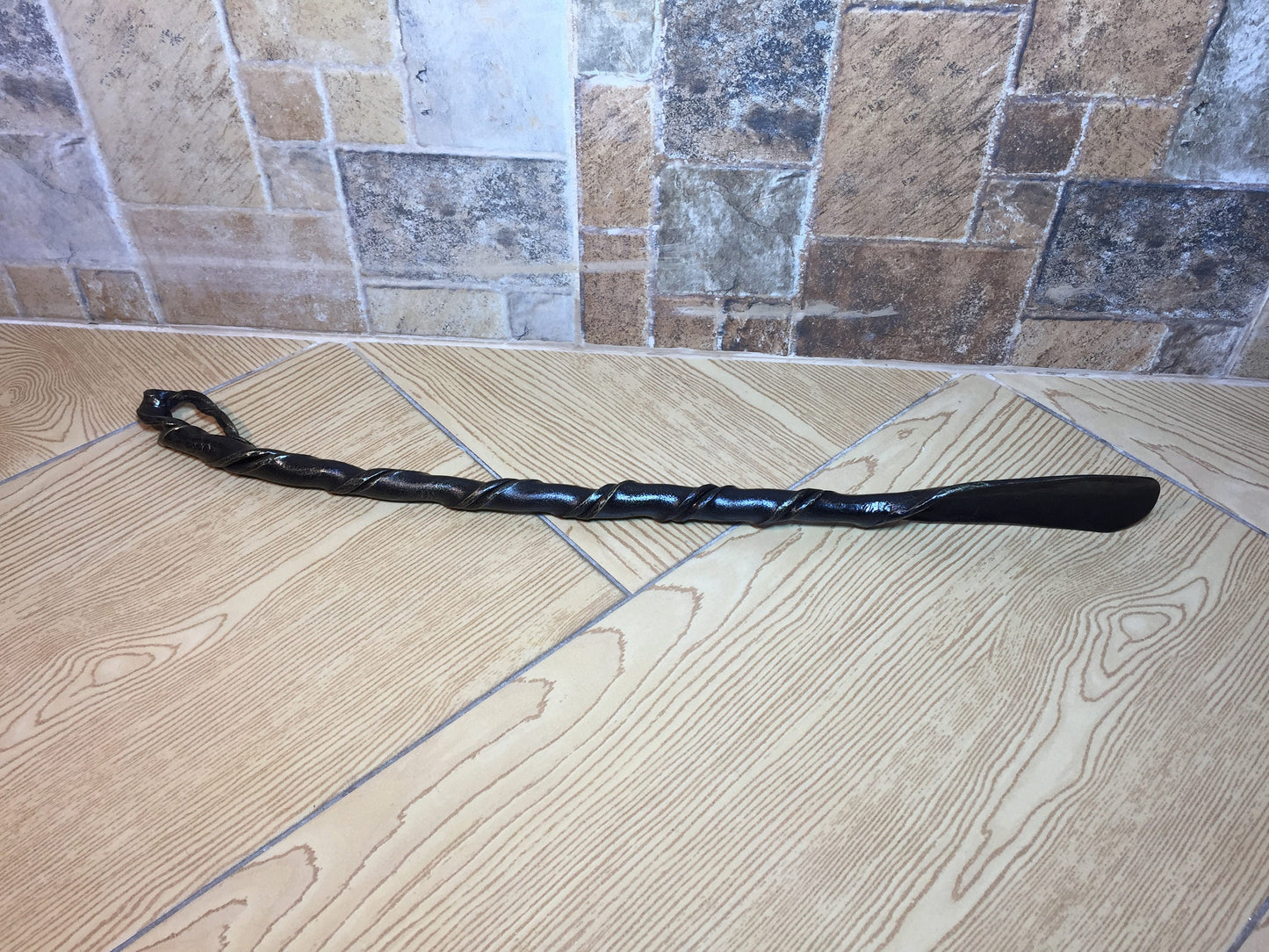 Iron shoehorn, metal shoe horn, hand forged shoe horn, shoe horn, shoes accessories, shoes stuff, insoles, shoes, forged art, metal artwork