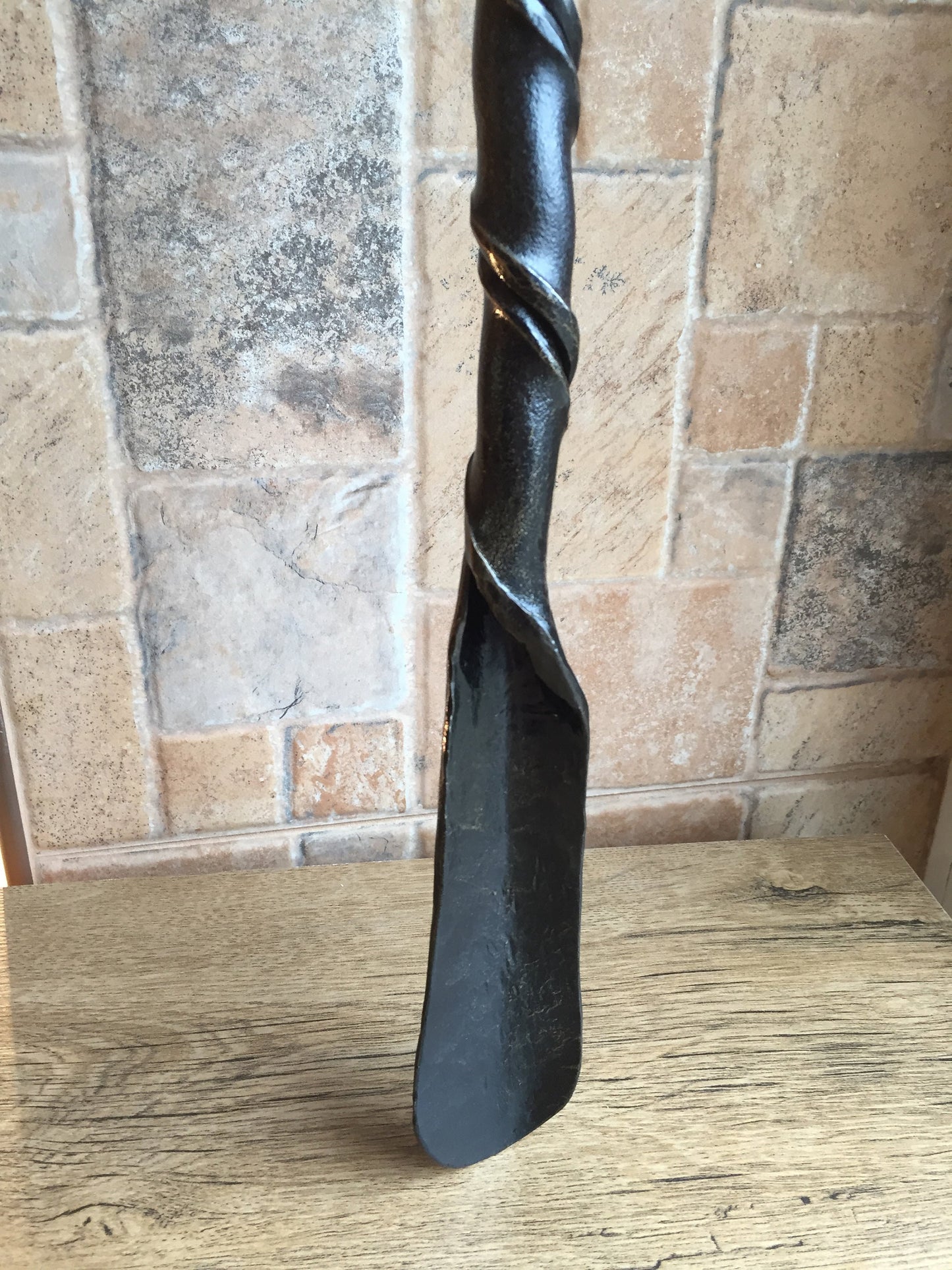 Iron shoehorn, metal shoe horn, hand forged shoe horn, shoe horn, shoes accessories, shoes stuff, insoles, shoes, forged art, metal artwork
