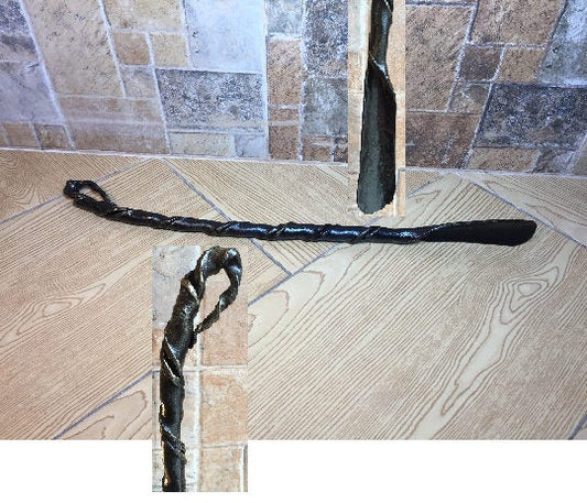 Iron shoehorn, metal shoe horn, hand forged shoe horn, shoe horn, shoes accessories, shoes stuff, insoles, shoes, forged art, metal artwork