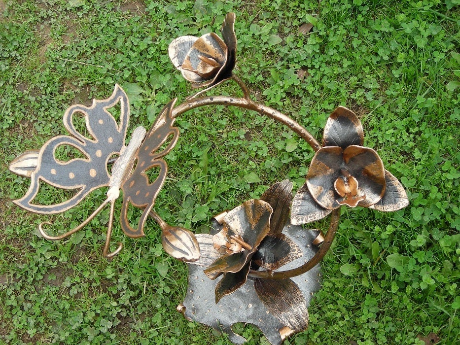 Iron orchid with butterfly, hand forged orchid, orchid gift, floral gift, orchid flower, gift for wife, orchid art, garden decor, yard art