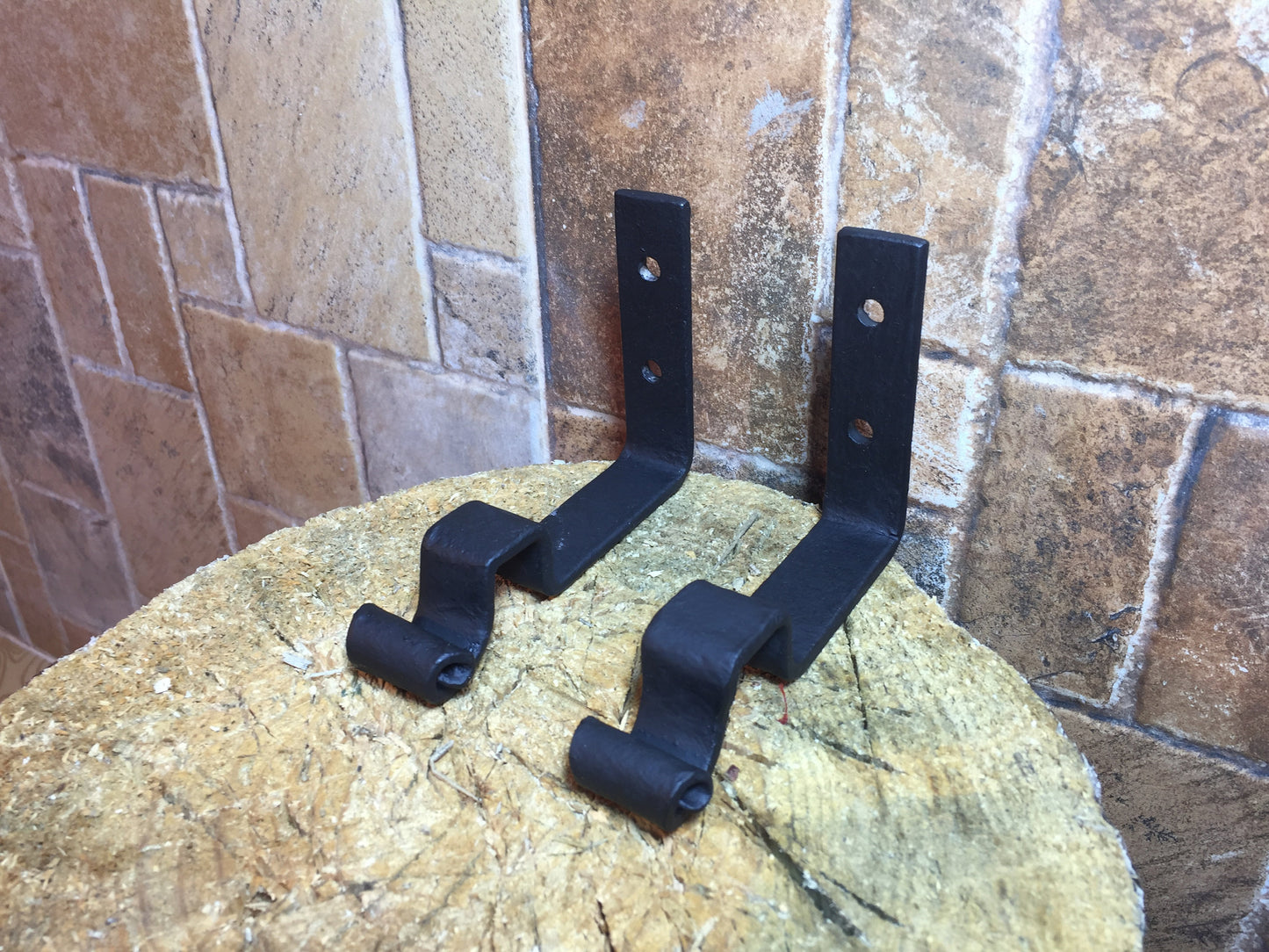 Curtain brackets, curtain holders, drapery brackets, drapery panel, curtain rod brackets, curtain rods, drapery rod, rod holder,window decor