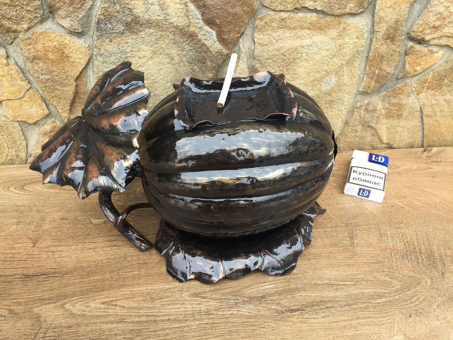 Iron gift for him, iron gift for her, hand forged ashtray, ash tray, gift for smoker, smoking accessories, cigar ashtray, smoker gift