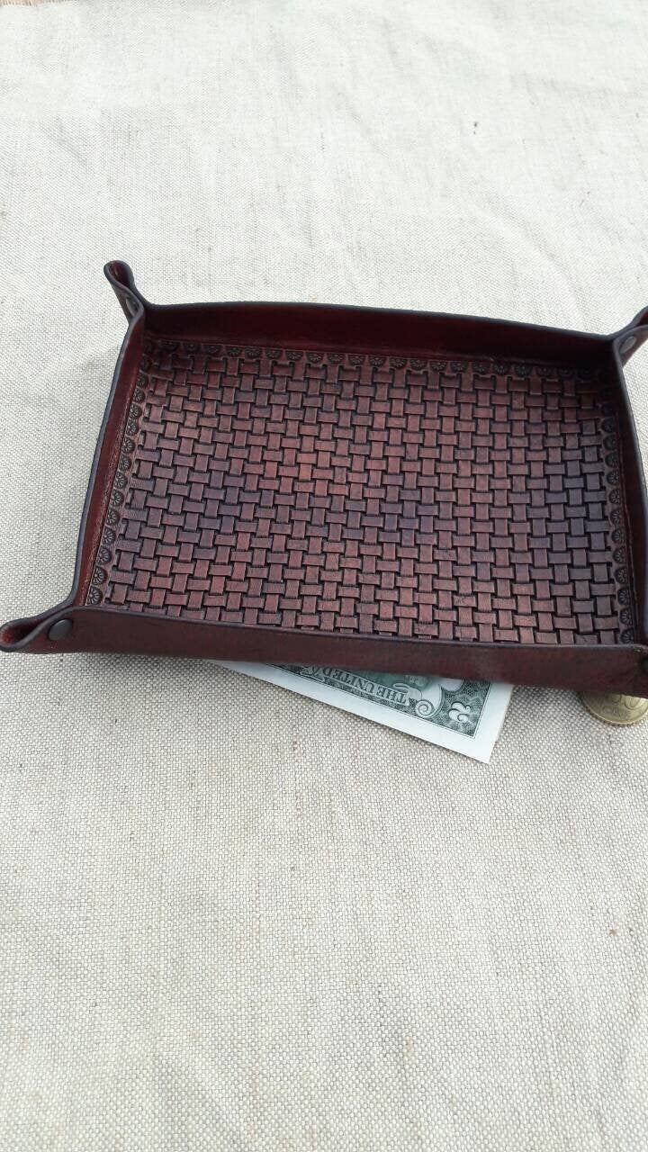 Leather anniversary gift, 3rd anniversary gift, 3 year anniversary, third anniversary gift, leather gift, leather valet tray, wedding vows