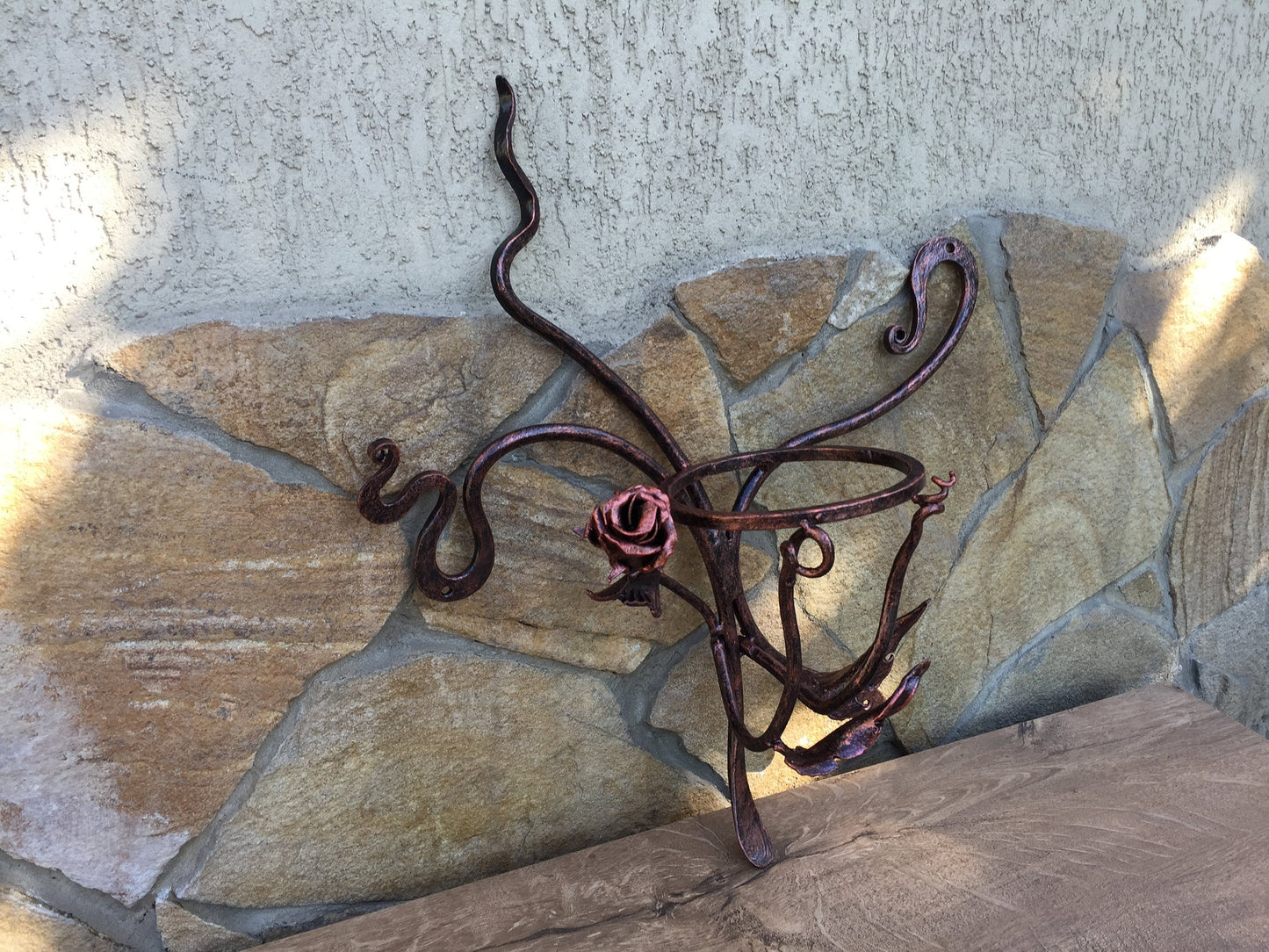 Wall planter, wall planter metal,wall planter wrought iron,wall planter indoor,wall planter outdoor,wall planter hanging,wall planter rustic