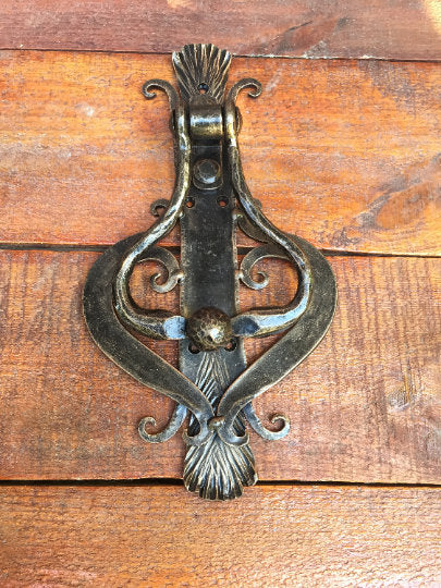 Engraved door knocker, personalized door handle, custom door handle, door puller, pull ring handle, barn door handle, knobs and pulls