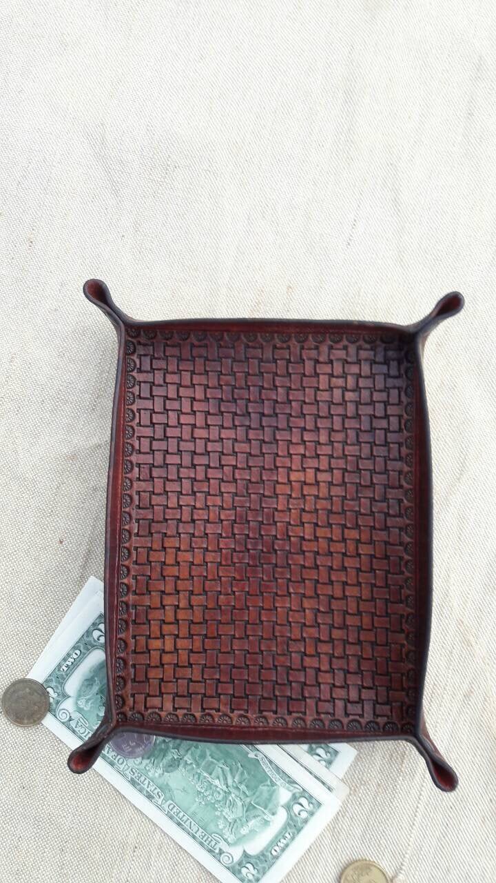 Leather anniversary gift, 3rd anniversary gift, 3 year anniversary, third anniversary gift, leather gift, leather valet tray, wedding vows