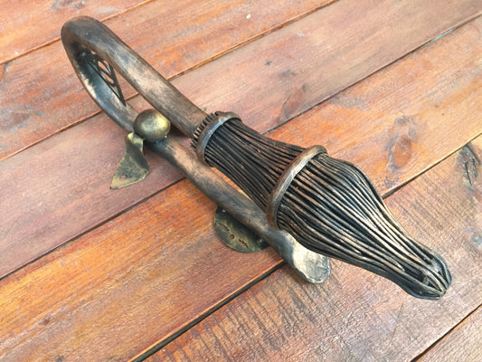 Barn door handle, barn door pull, door handle, barn door decor, barn door pulls, barn door, door hardware, latch, latches, hinge,hinges,lock