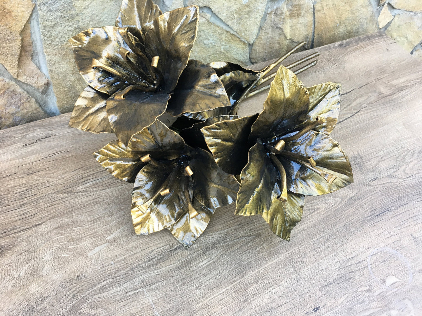 6th anniversary gift for her, bouquet of lily, bridesmaid gift, Christmas gift, iron flower, wedding flowers, lily, iron bouquet, iron gift