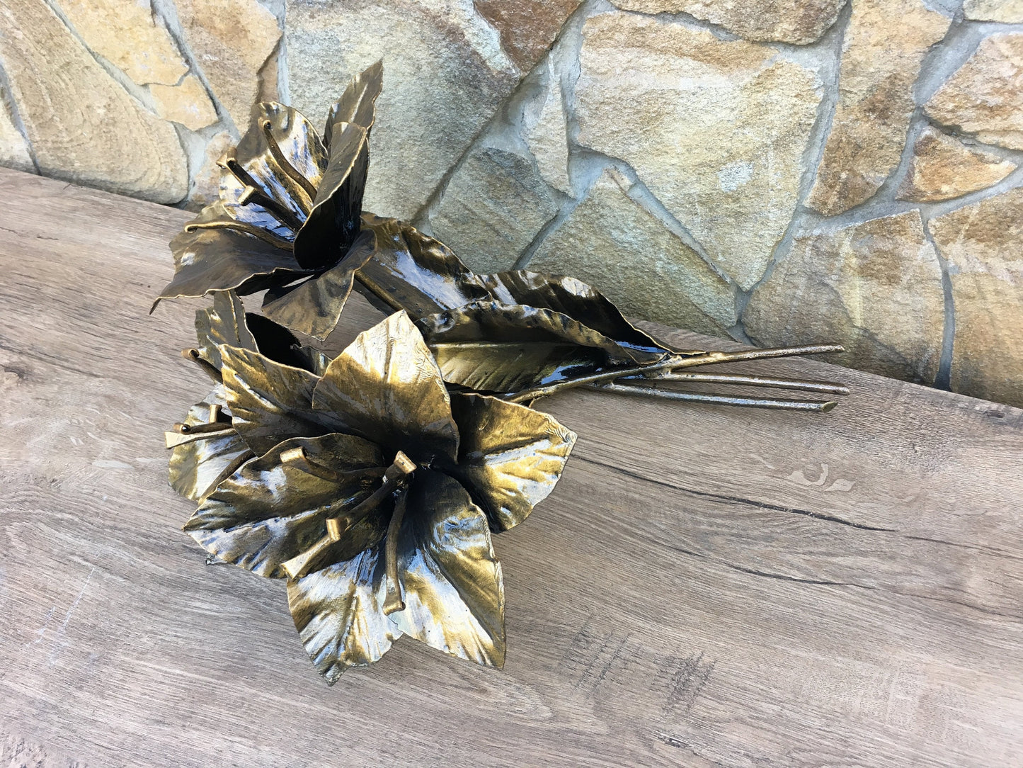 6th anniversary gift for her, bouquet of lily, bridesmaid gift, Christmas gift, iron flower, wedding flowers, lily, iron bouquet, iron gift