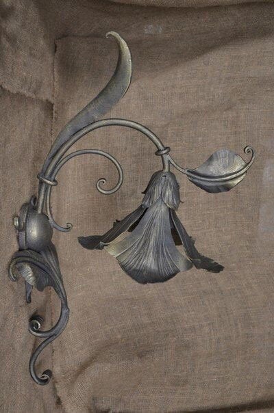 Wall sconce, flower sconce, sconces, lantern, lamp, flower lamp, flower lantern, flower light bulb, light fixture, light fixture wall