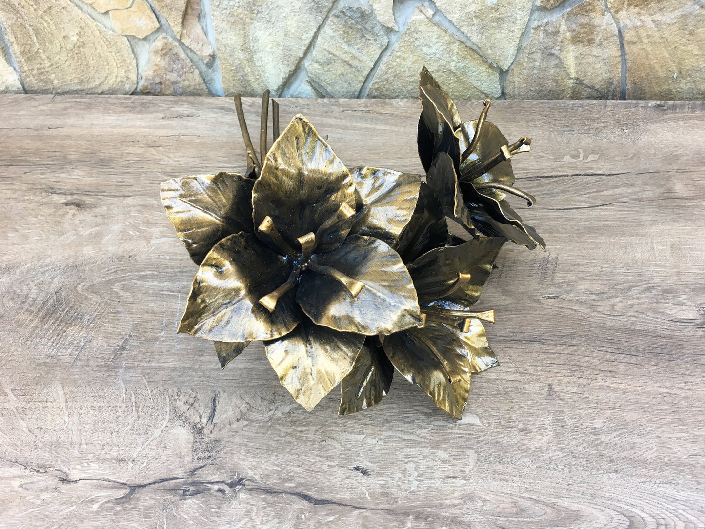 6th anniversary gift for her, bouquet of lily, bridesmaid gift, Christmas gift, iron flower, wedding flowers, lily, iron bouquet, iron gift