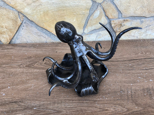 Ashtray, ash tray, cigar holder, octopus art, smoker accessories, smoker gift, octopus gifts, octopus, smoking, gift for smoker, mens gifts