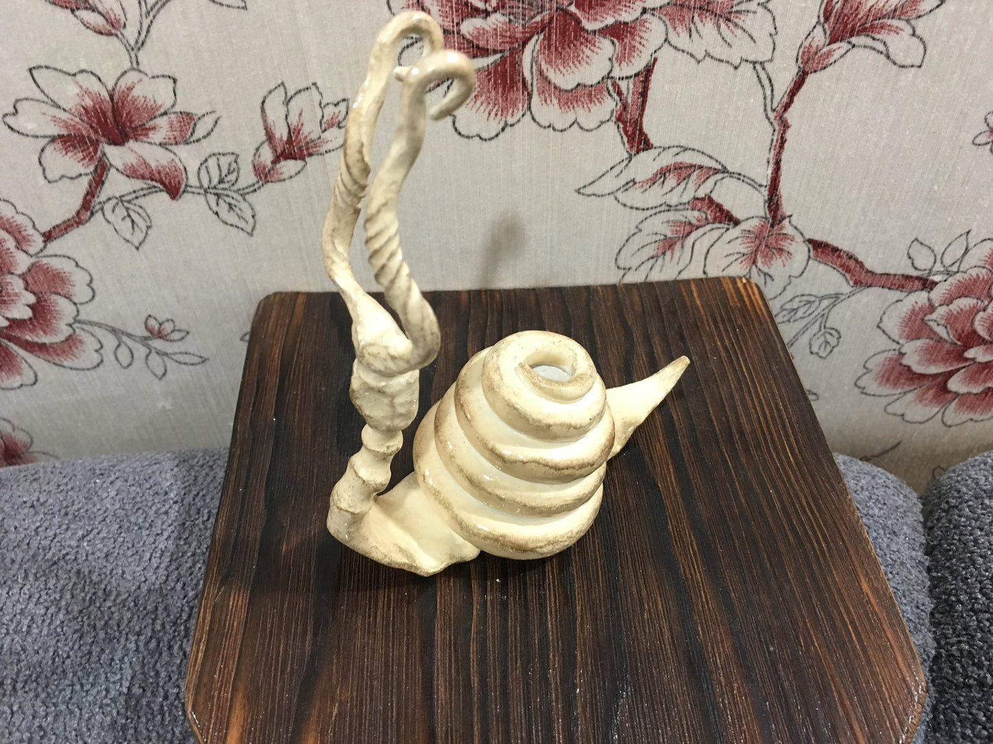 Holder for pens, pen stand, office decor, pencil stand, pencil holder, pen gift, gift pen, 6th anniversary, iron anniversary, desk organizer