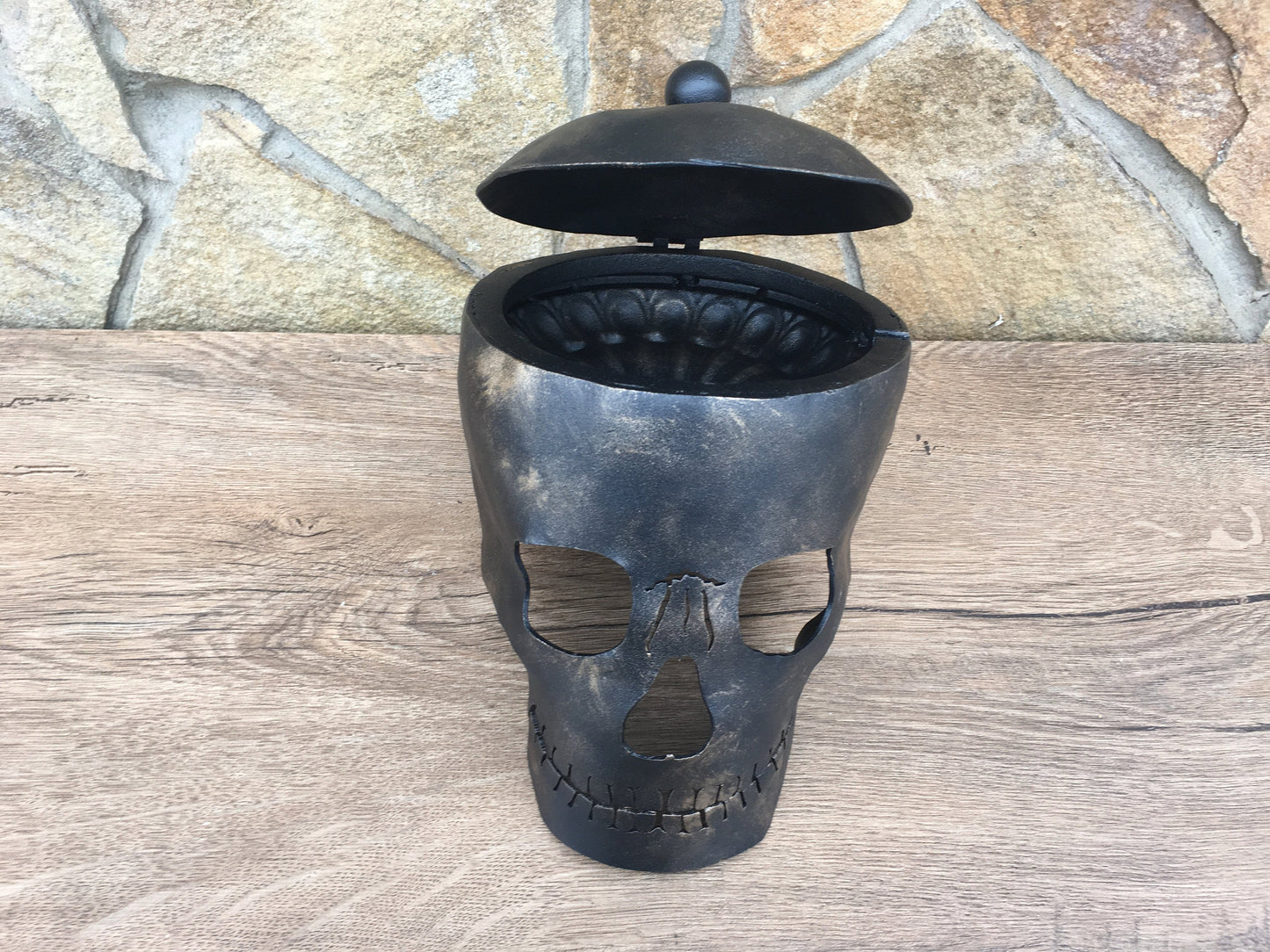 Ashtray, ash tray, ashtray skull, ashtray deco, horror gift, Halloween gift, ashtray cigar, smokers pipe, smoking accessory, smokers tool