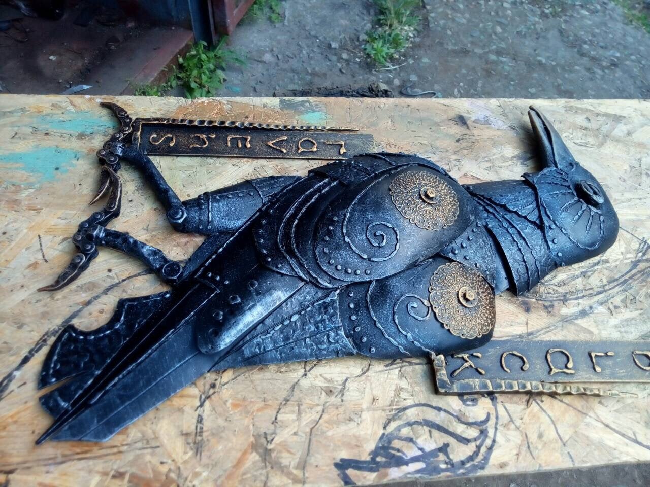 Steampunk crow, steampunk raven, bird art, steampunk bird, crow sculpture, upcycled, recycled, wall decor, mechanical bird, steampunk decor