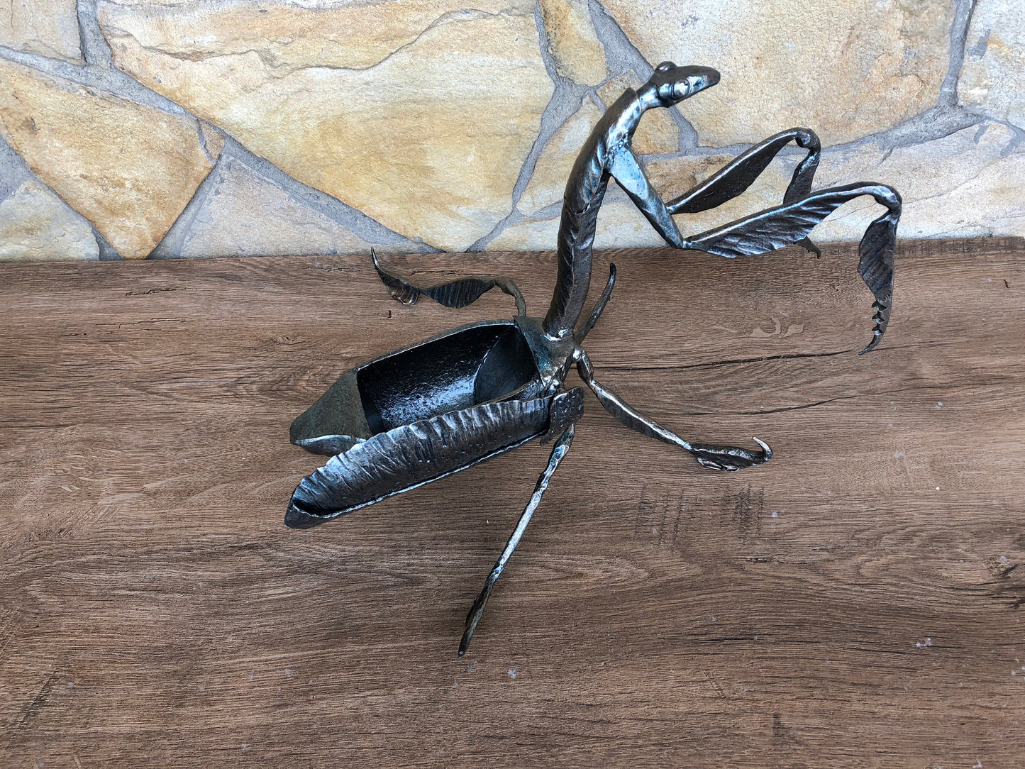 Ash tray, ashtray, forged ash tray, cigar ashtray, cigar ash tray, metal mantis, smoker accessories, tobacco, gift for smoker, cigar case