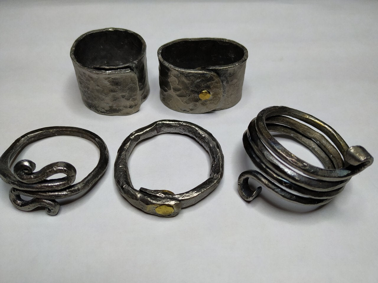 Metal napkin rings, napkin decor, napkin display, napkin dispenser, napkin for wedding, napkin ring set, tabletop decor, bridal shower gift