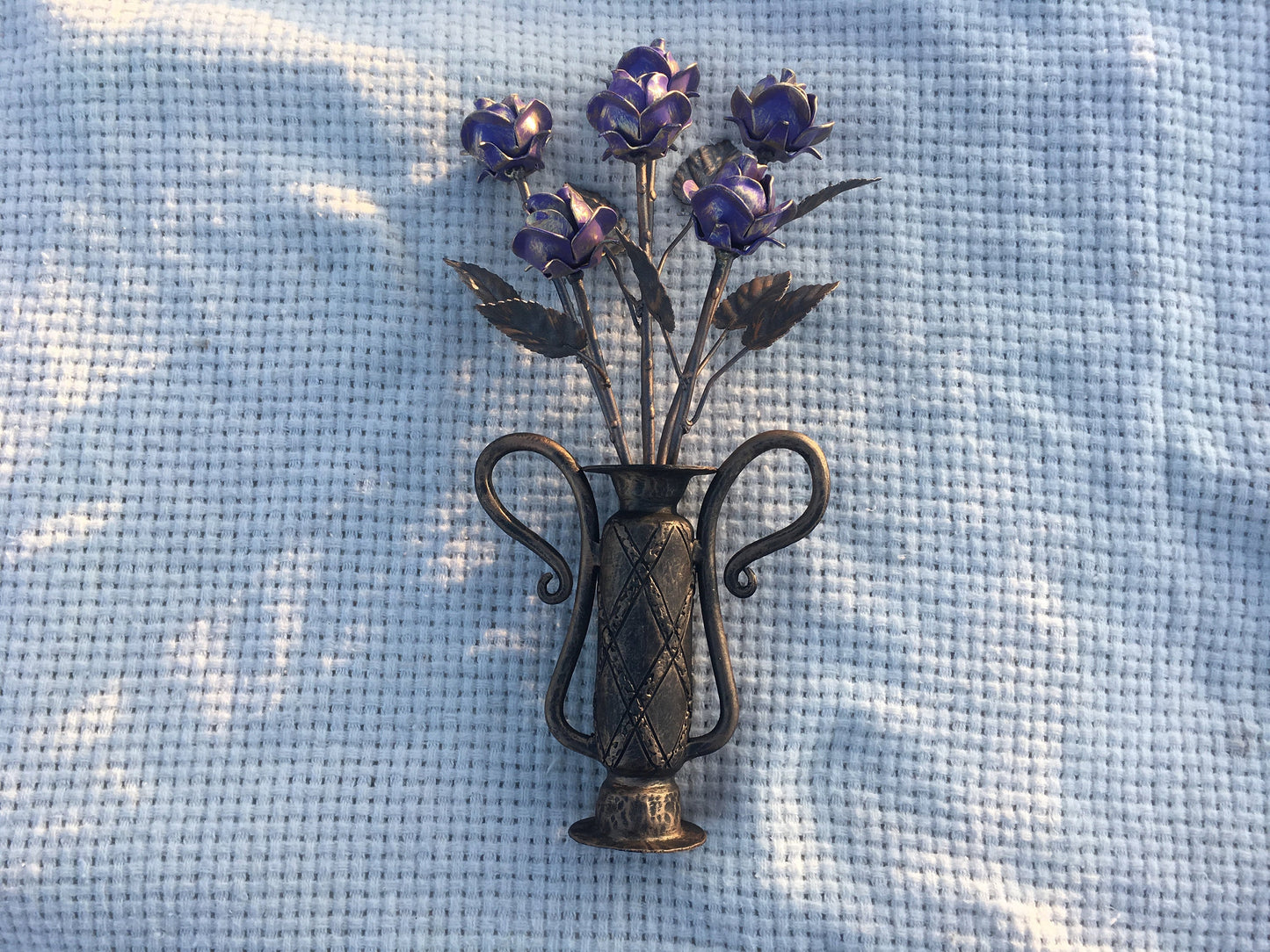 Iron bouquet in a vase, 6th anniversary gift, iron gifts, iron anniversary, hand forged rose, metal sculpture, metal rose, iron gift for her