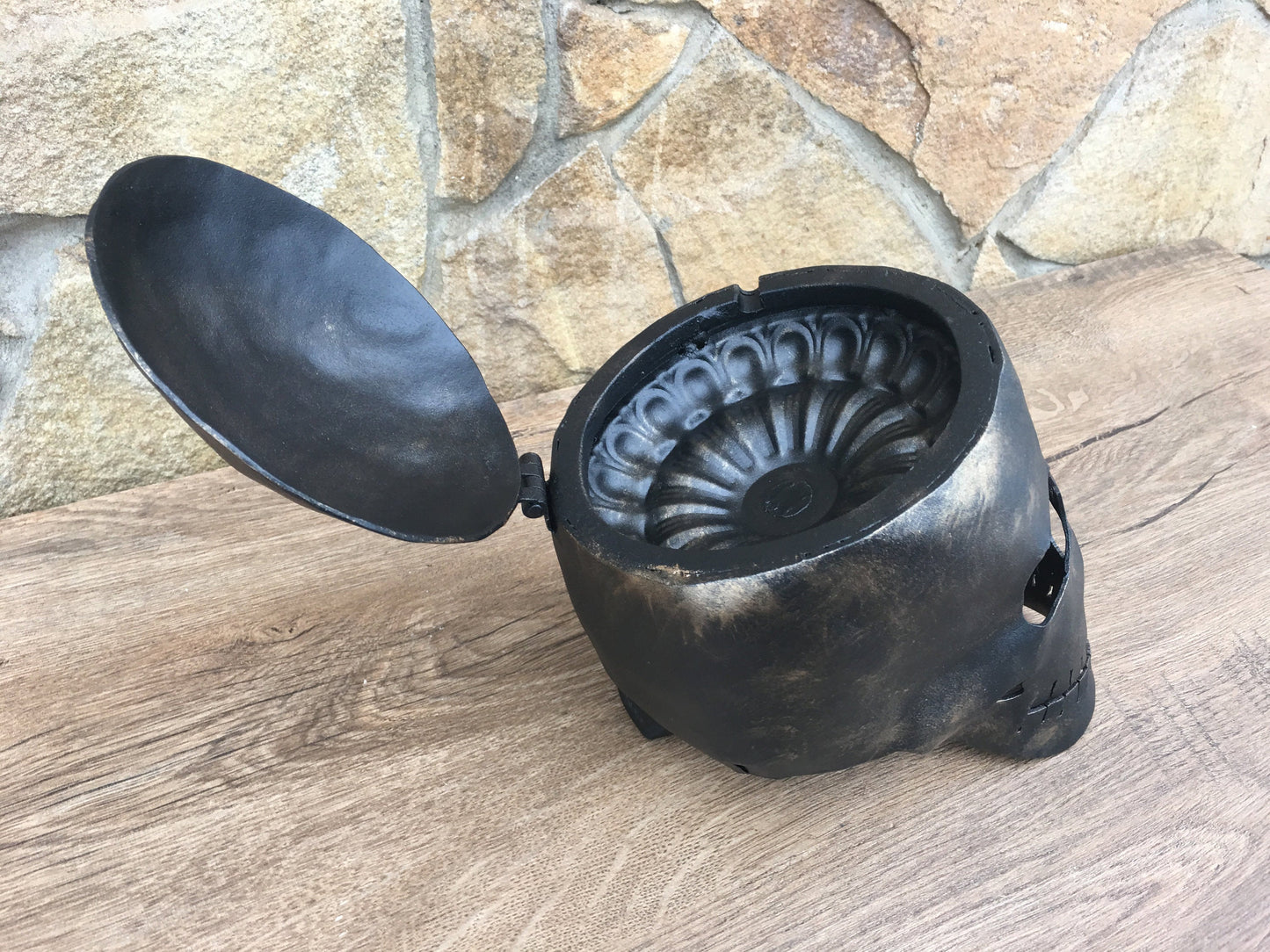 Ashtray, ash tray, ashtray skull, ashtray deco, horror gift, Halloween gift, ashtray cigar, smokers pipe, smoking accessory, smokers tool
