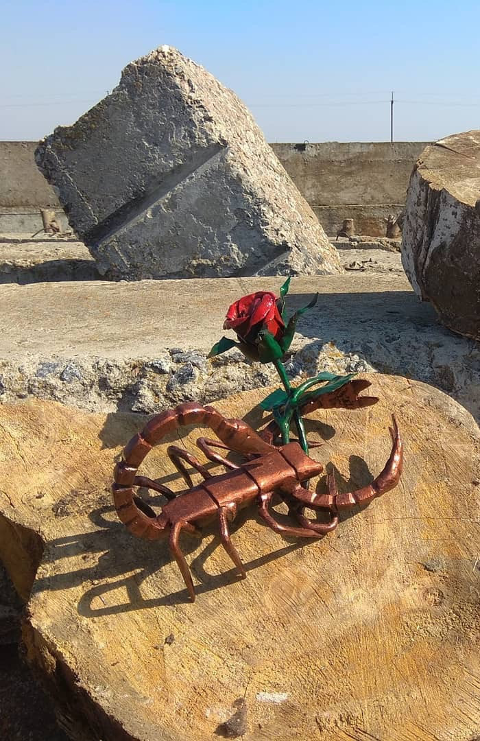 Scorpion, metal rose, iron scorpion, metal scorpion, hand forged scorpion, scorpion figurine, arachnid, arachnid figurine, iron gift for her