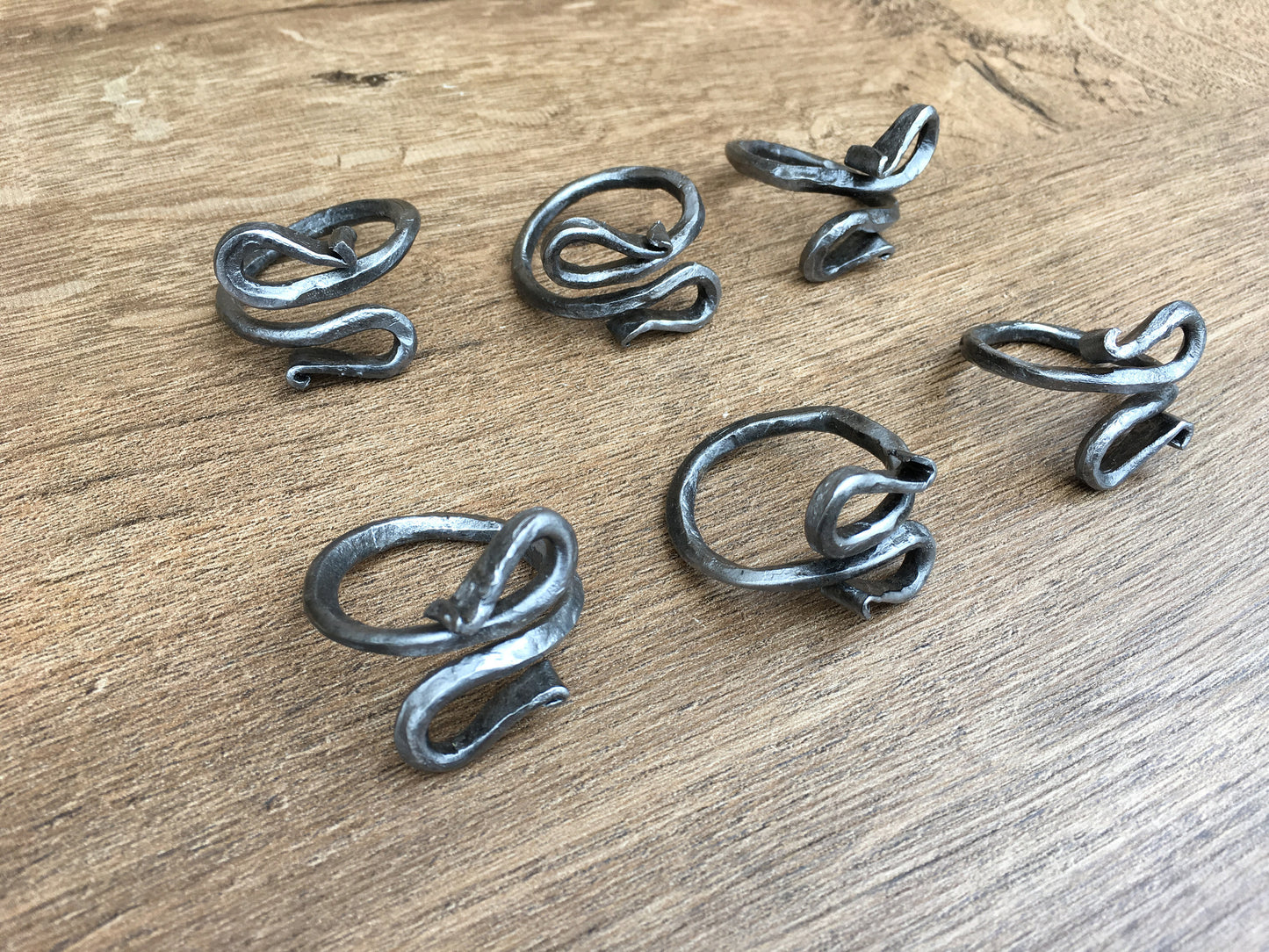 Metal napkin rings, napkin decor, napkin display, napkin dispenser, napkin for wedding, napkin ring set, tabletop decor, bridal shower gift