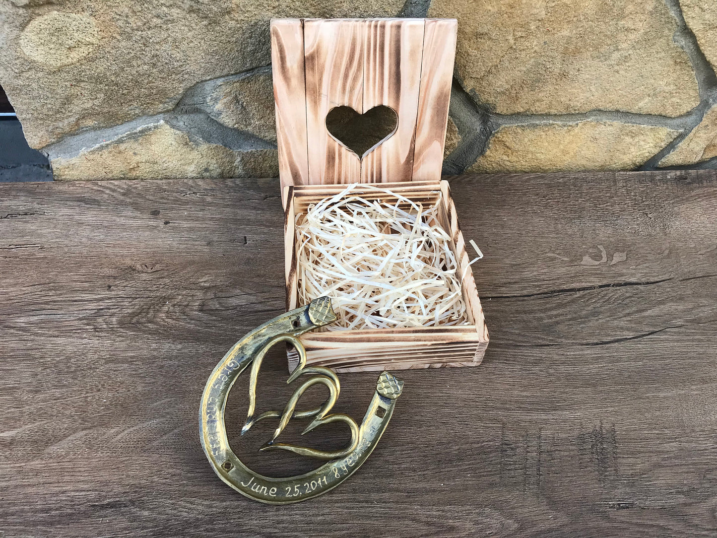 Engraved bronze gift, bronze gifts, 8 year gifts, 8th anniversary gift, bronze horseshoe, horse shoe, bronze gift idea,bronze hearts