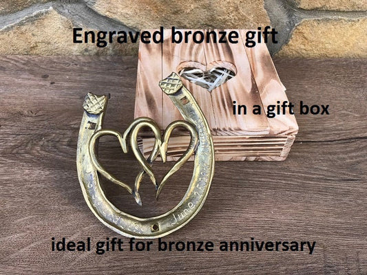 Engraved bronze gift, bronze gifts, 8 year gifts, 8th anniversary gift, bronze horseshoe, horse shoe, bronze gift idea,bronze hearts