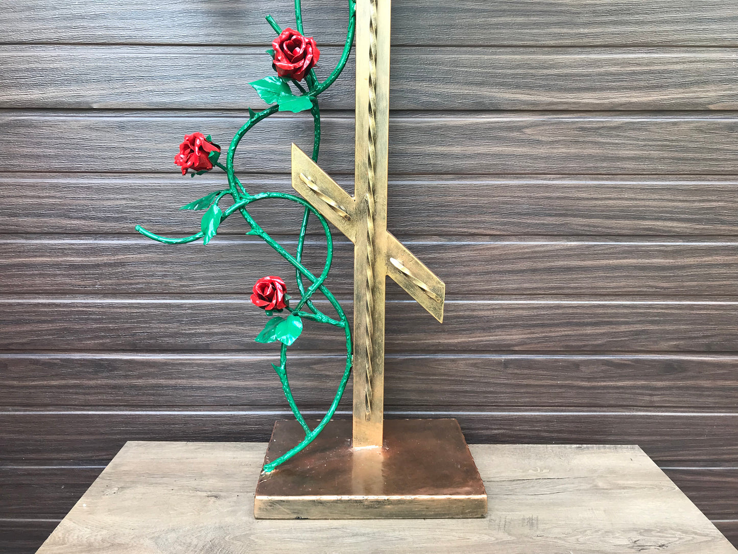 Memorial cross, cross for grave, mouring, grief, sympathy, religious, faith, tranquility, in memory, coffin,grave marker,cemetry,crematorium