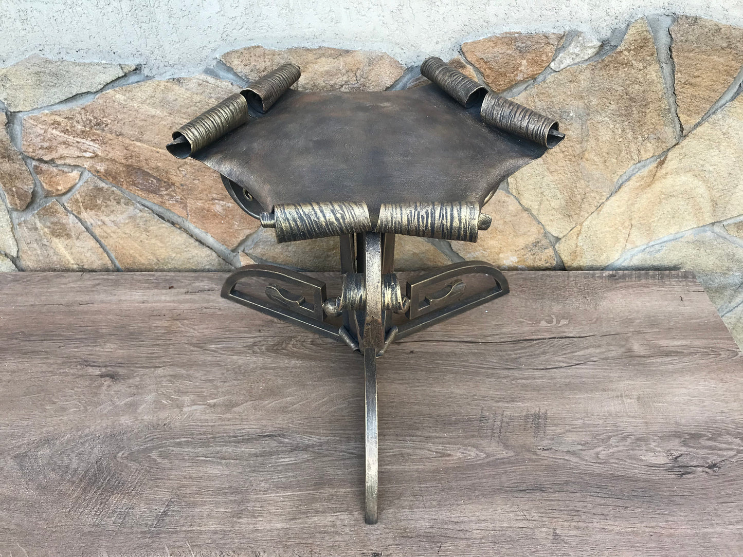 Plant stand, 6th anniversary, indoor plant stand, iron gift for her,womens birthday gift,her birthday gift,plant stands indoor,planter stand