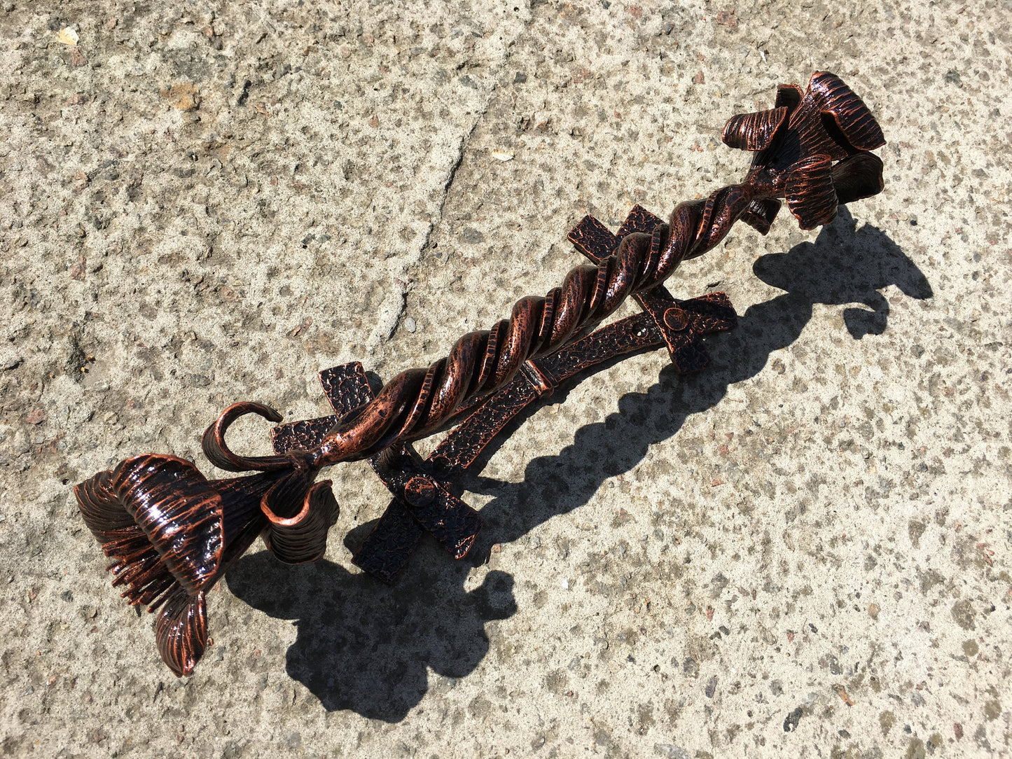 Door handle, outdoor handle, room decor, floral decor, flower, iron flower, florist,thanksgiving gift,thanksgiving decor,thanksgiving wreath