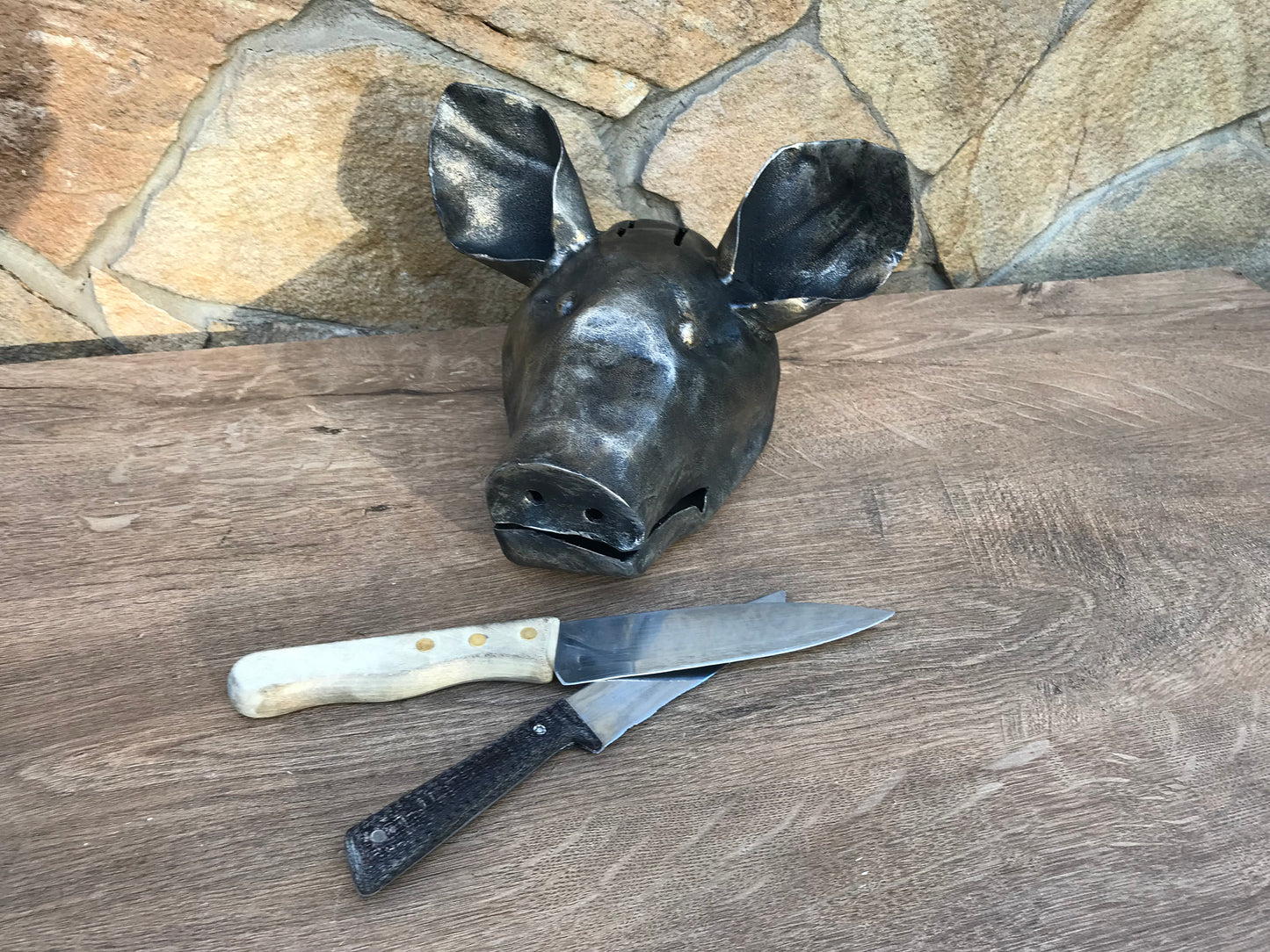 Knife holder, knife stand, knife display, kitchen knife, knife storage, knife rack, culinary gift, kitchen gift, pig, pig head, chef gift