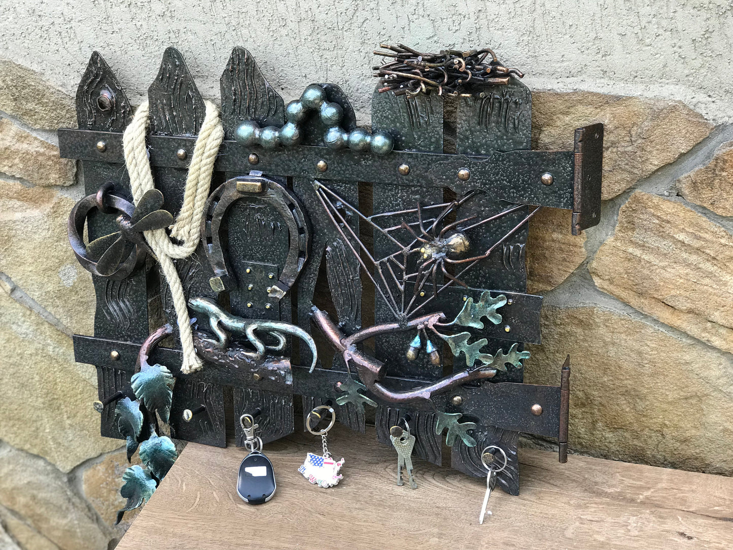Iron gift, key holder, key organizer, catepillar, nest, rope, spider, oak, acorn, dragonfly, entrance decor, hallway decor, iron decor, axe
