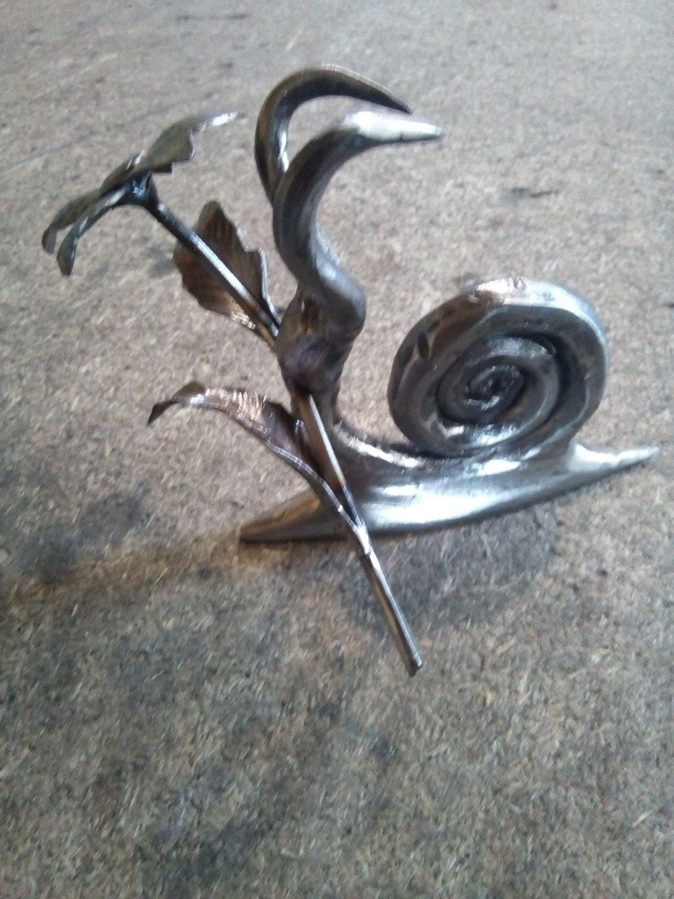 6th year anniversary, iron daisy, iron flower, snail, iron snail, iron anniversary gift, Christmas, 6th anniversary, iron gift for her