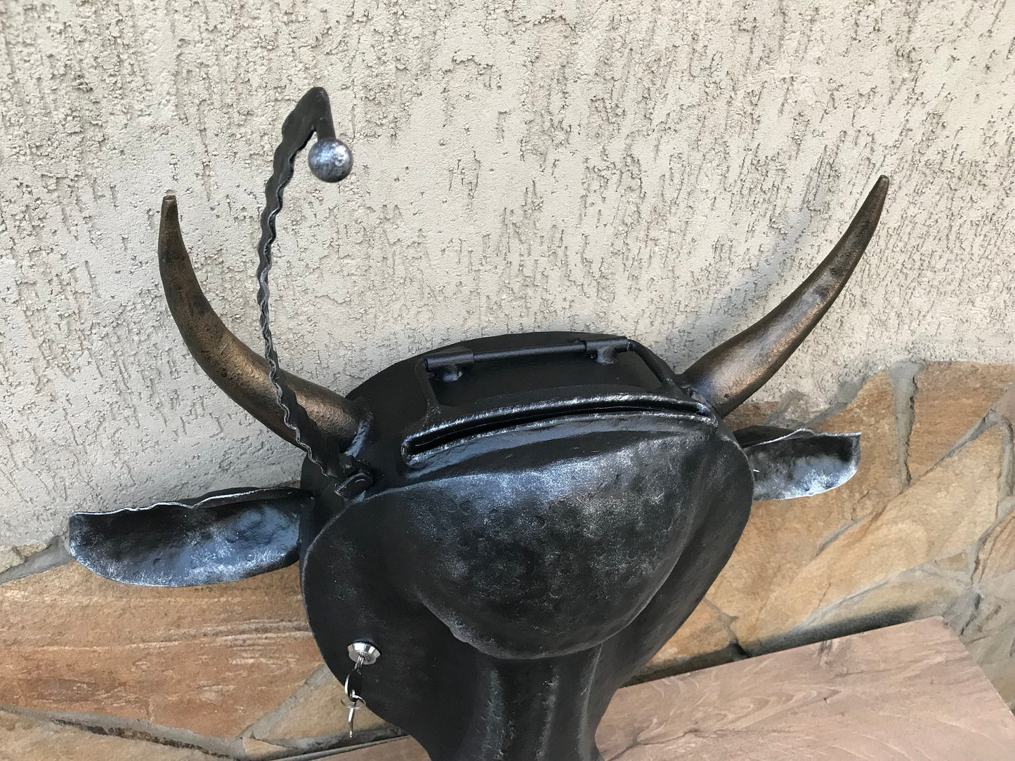 Mailbox with lock, mailbox, mail box, locking mailbox, mail boxes, bull head, bull decor, bull gift,mailboxes,mail box outdoor,mail box post