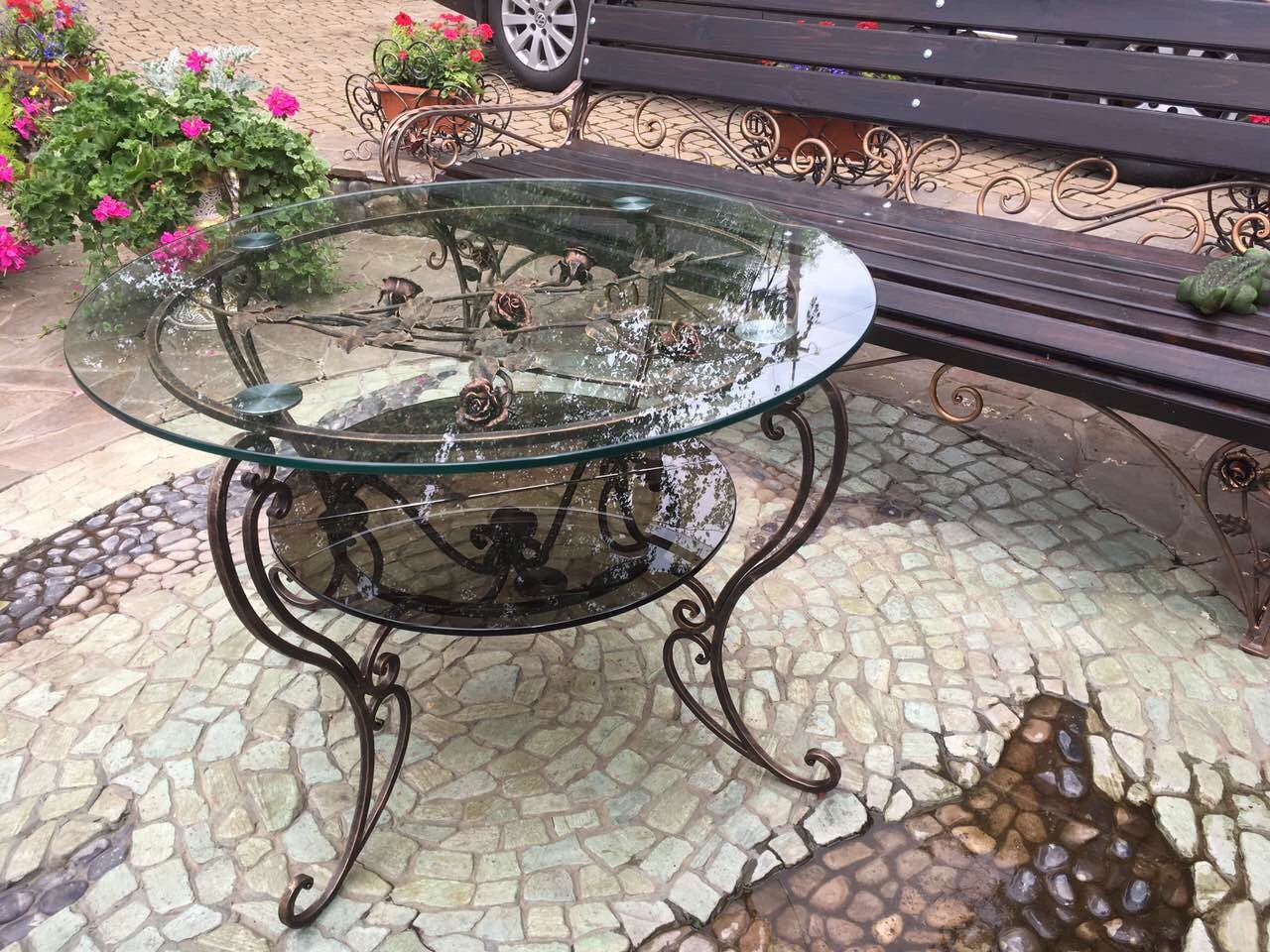 Kitchen table, garden table, coffee table, outdoor table, BBQ table, grilling table, dining table, dining room table, coffee table decor