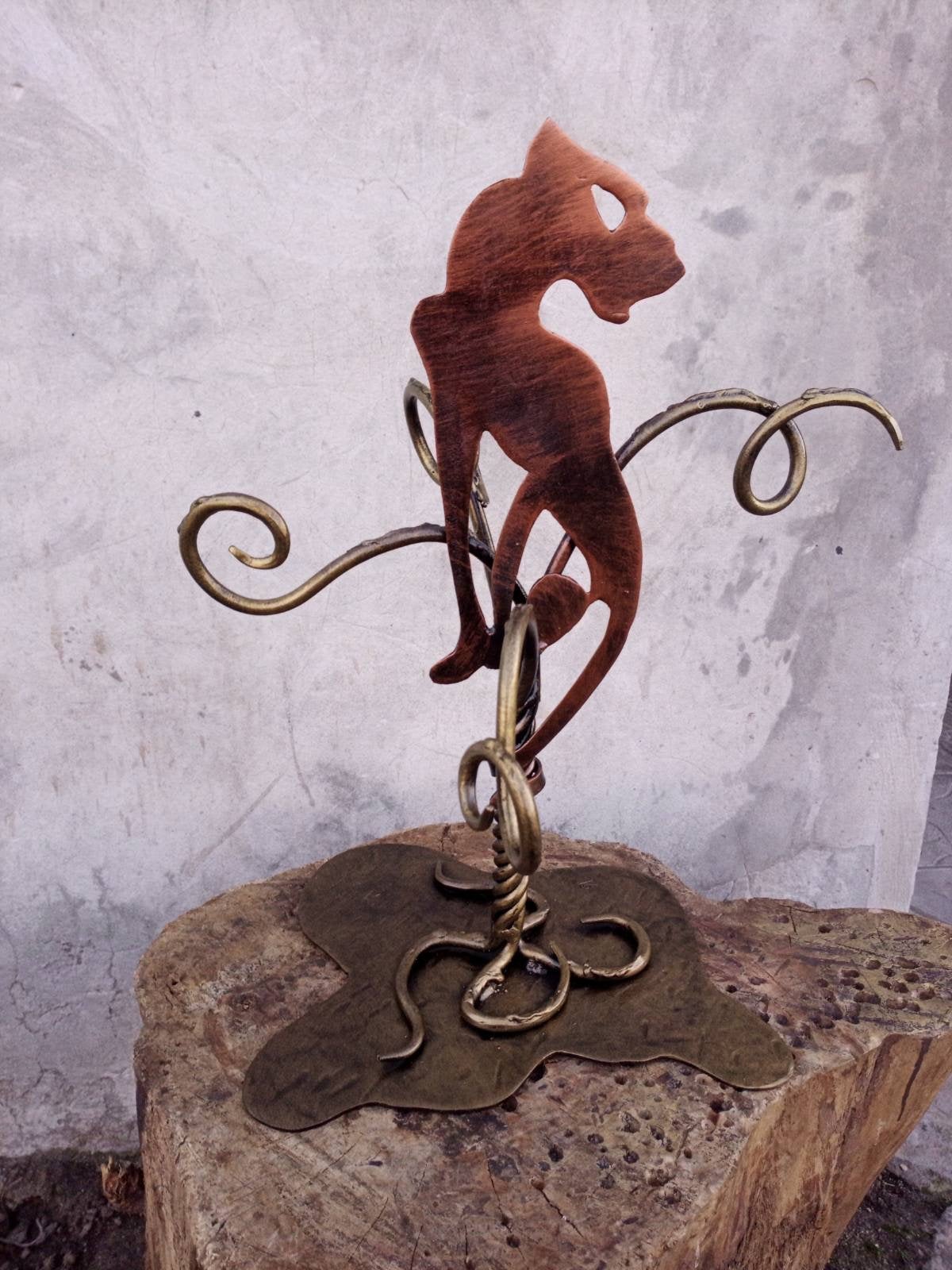 Animal gift, key holder, hook for keys, key stand, key chain, wall key holder, key rack, hallway decor, entryway decor, iron gifts, panther