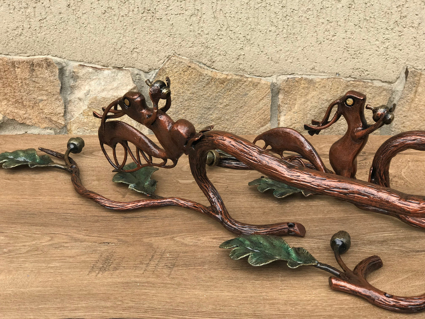 Door pull, door puller, door handle, door, squirrel, oak, acorn, forest fairy, forest art, wild animals, fairy tale, forest wall decor
